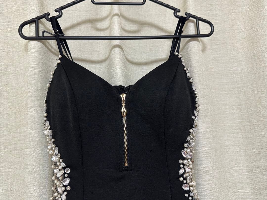 ビジュー装飾 ブラックドレス Jewels