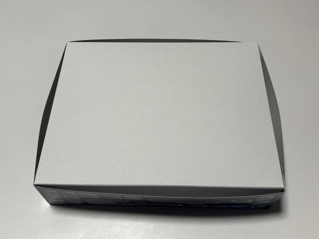 1 / 7 地球防衛軍 ヒュウガ級 戦闘航宙母艦 DCV-01ヒュウガ