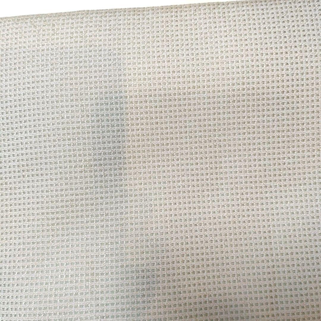 西陣御召　角通し柄　薄い抹茶色　袷　余り布あり　パールトーン加工済　着物のみ