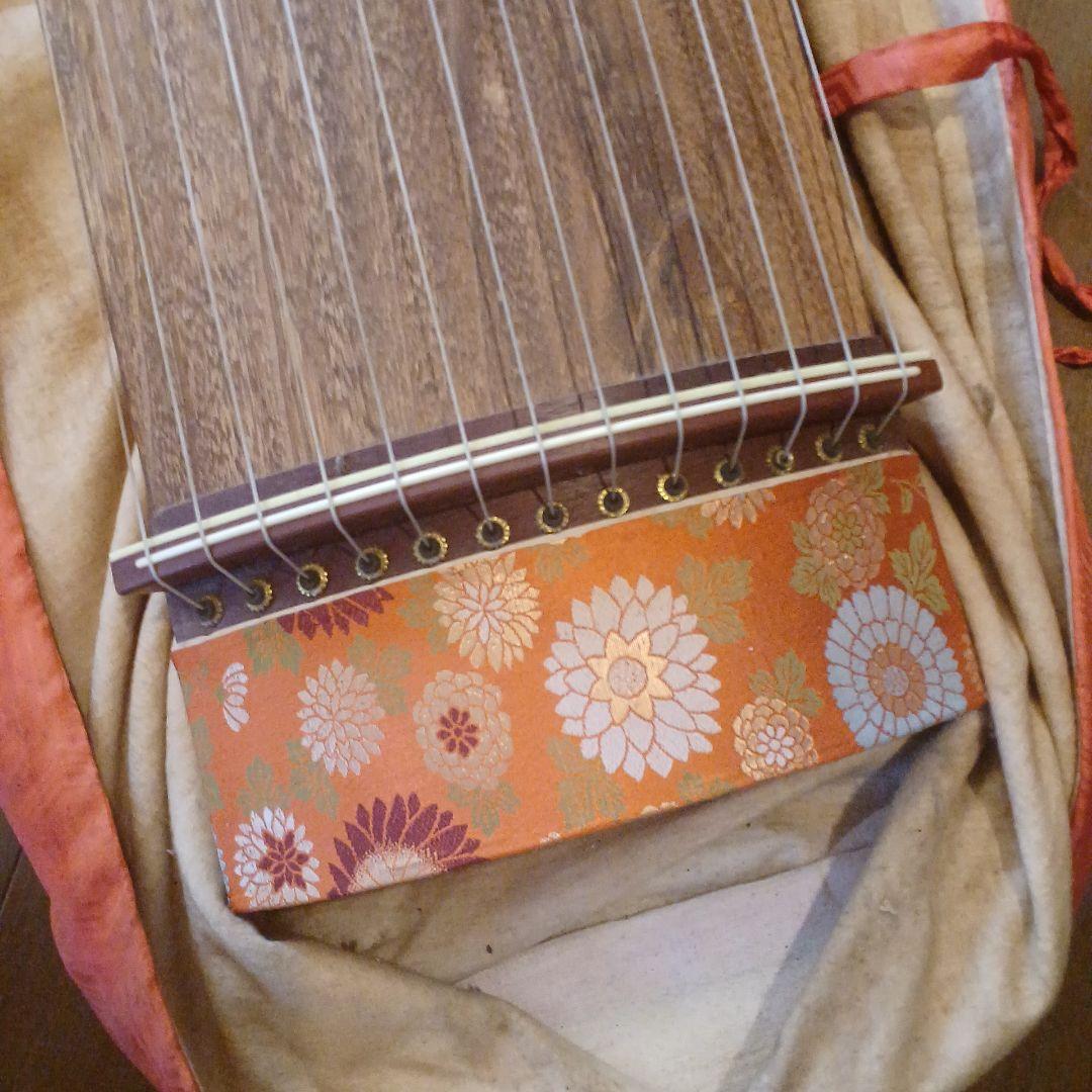 琴 13弦 花柄装飾【上質】素敵な品物