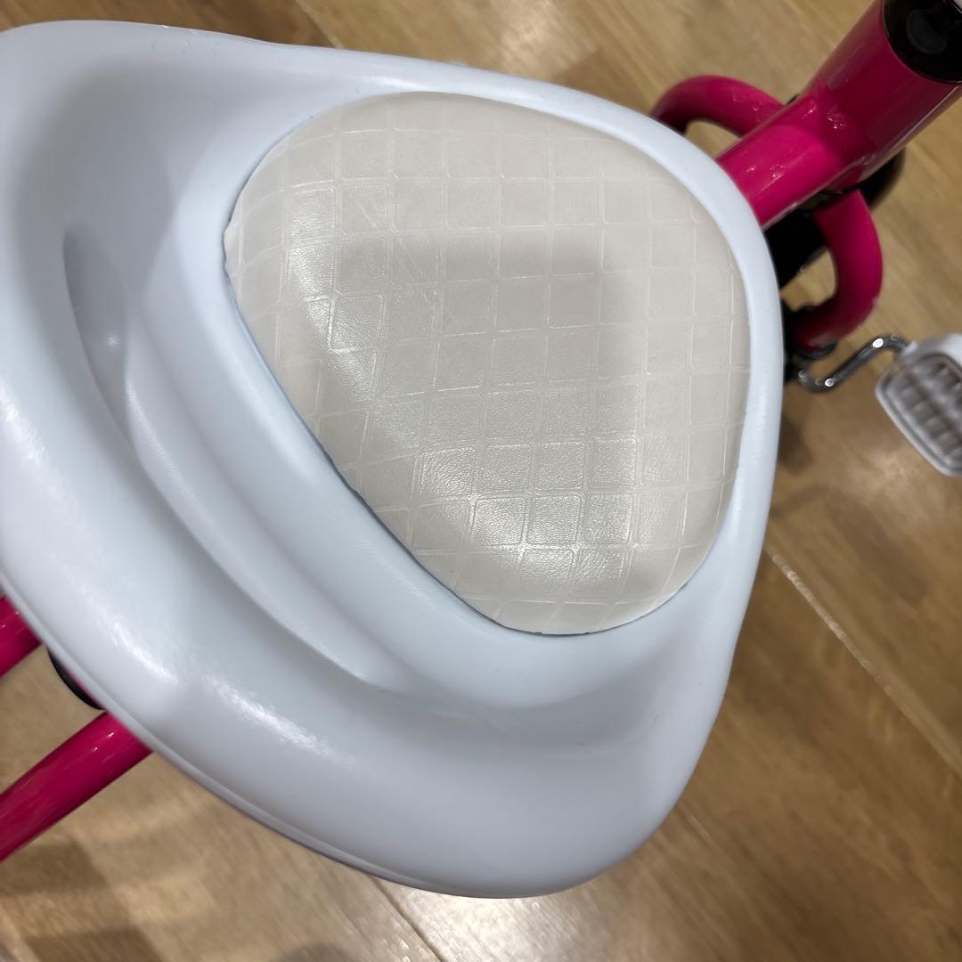 キッズ三輪車　ピンク&ブラック&ホワイト！