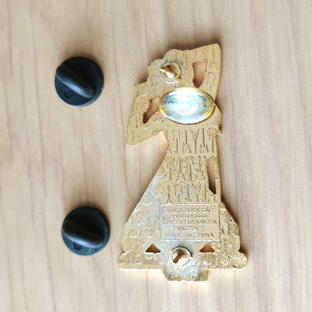 ハードロックカフェ ワルシャワ 2007年グランドオープニング ピン４種セット