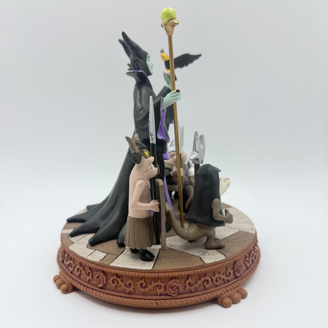 希少★ディズニー ヴィランズ マレフィセント ジオラマフィギュア フィギュリン