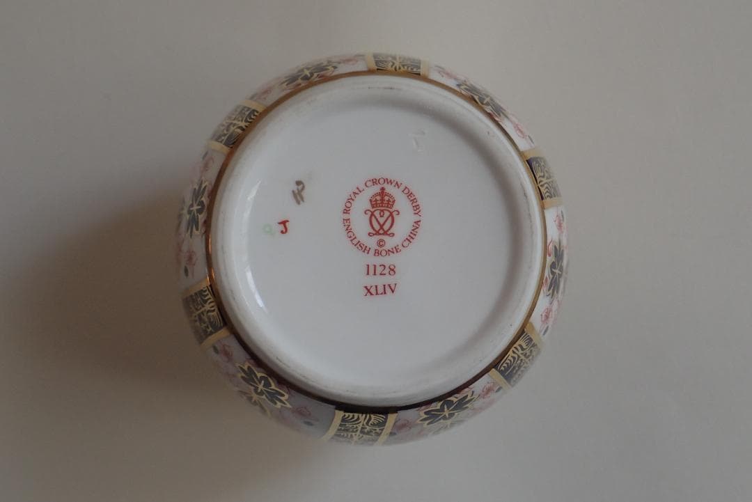 花瓶  Crown Derby
