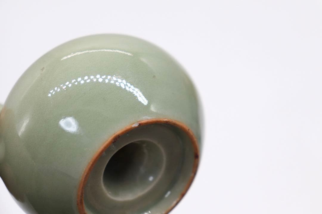 中国　青磁水滴　木箱入　送料込み0511