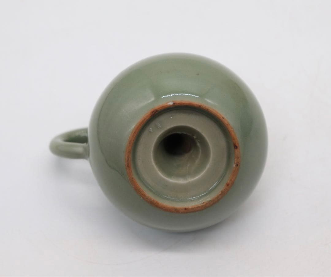 中国　青磁水滴　木箱入　送料込み0511