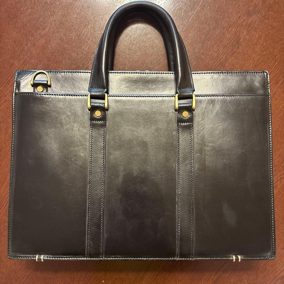 ココマイスター バンガーブリーフ 黒 ショルダー付 ブライドルレザー