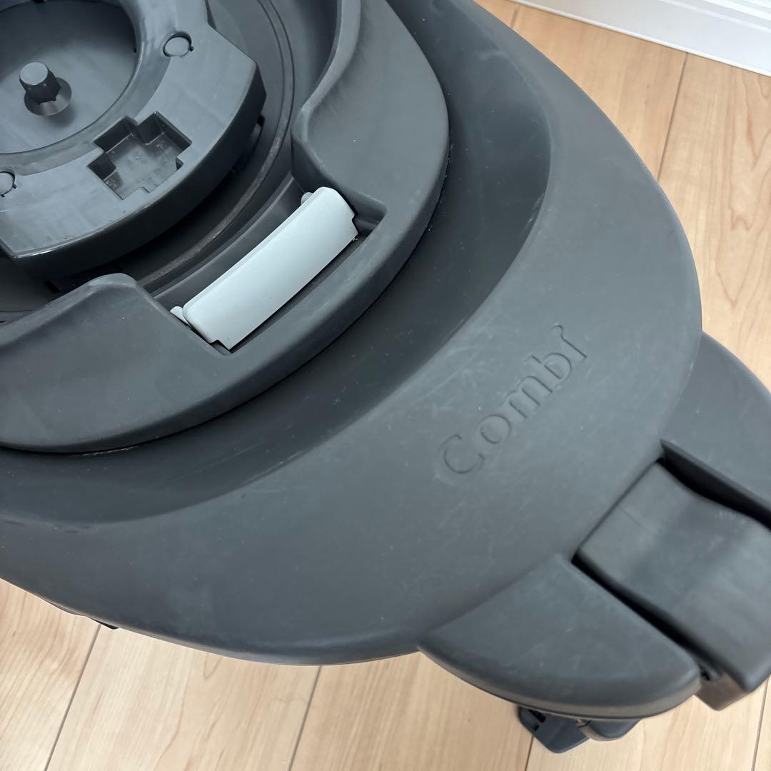 【美品】Combi THE S チャイルドシート ISOFIX エッグショック