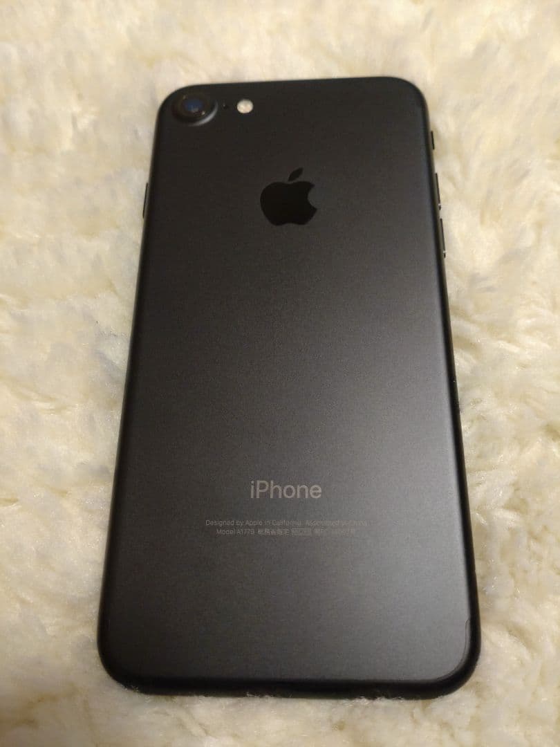 iPhone7 32GB ブラック simフリー 美品 バッテリー95%