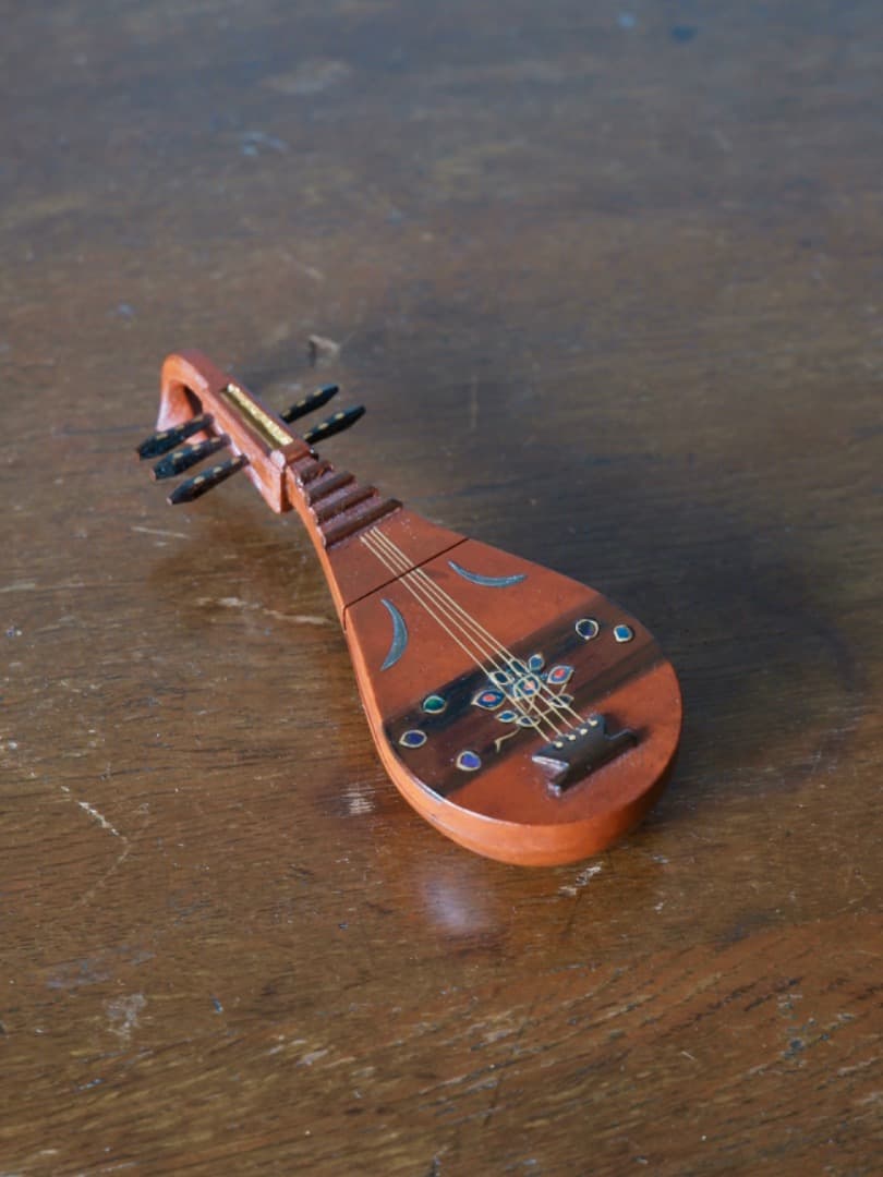 中林星山　木地寄　琵琶香合　茶道具　香道具　共箱　Q2209