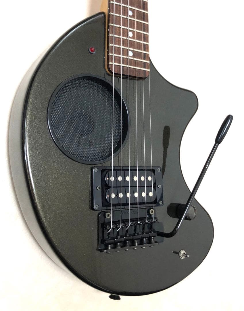 最終値下！【美品】ZO-3 芸達者 MB アンプ内蔵ミニギター 専用ケース付