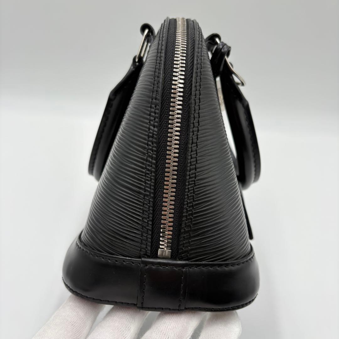 Mei様✨ルイヴィトン エピ アルマBB M40862 バッグ　ノワール