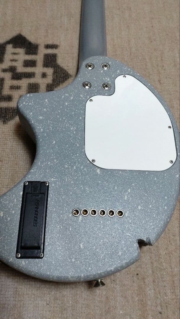 布袋寅泰風 ギターZO-3