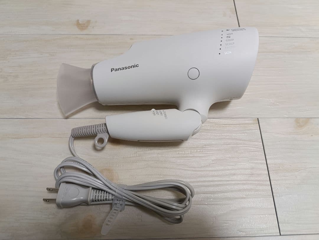 パナソニック ナノケア Panasonic EH-NA0G 23年製 WH 04