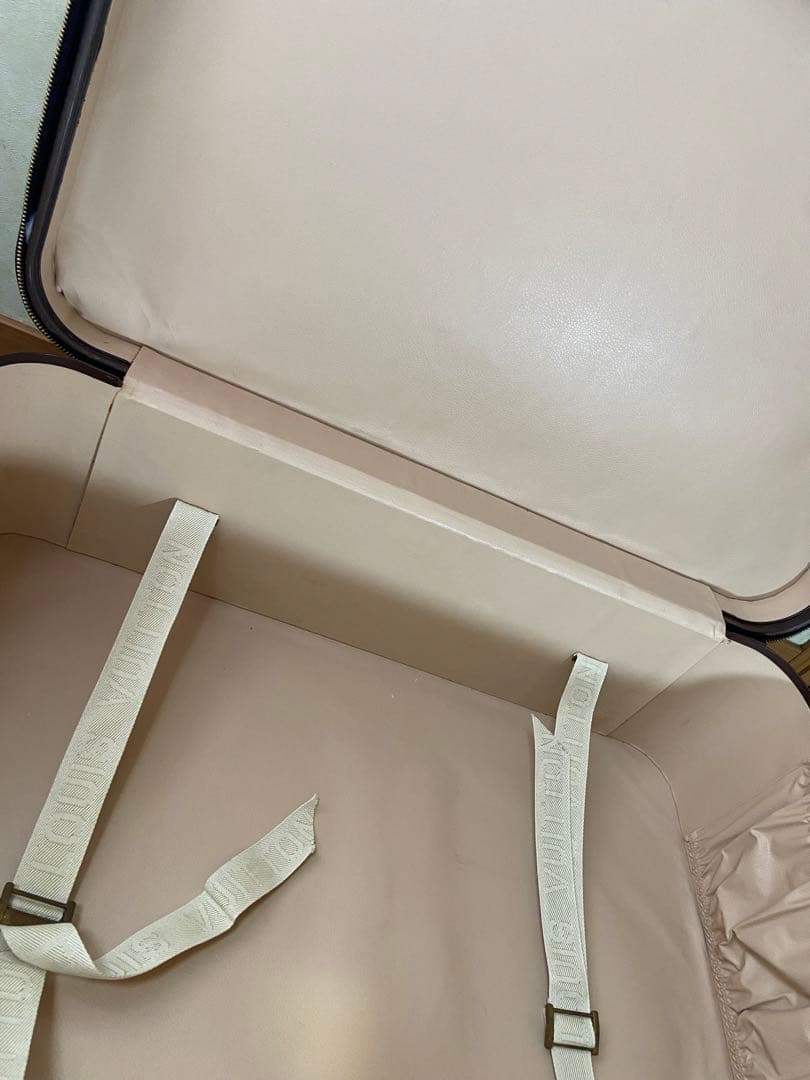 ルイヴィトン　キャリー　モノグラム　トランク　ストラトス　インテリア