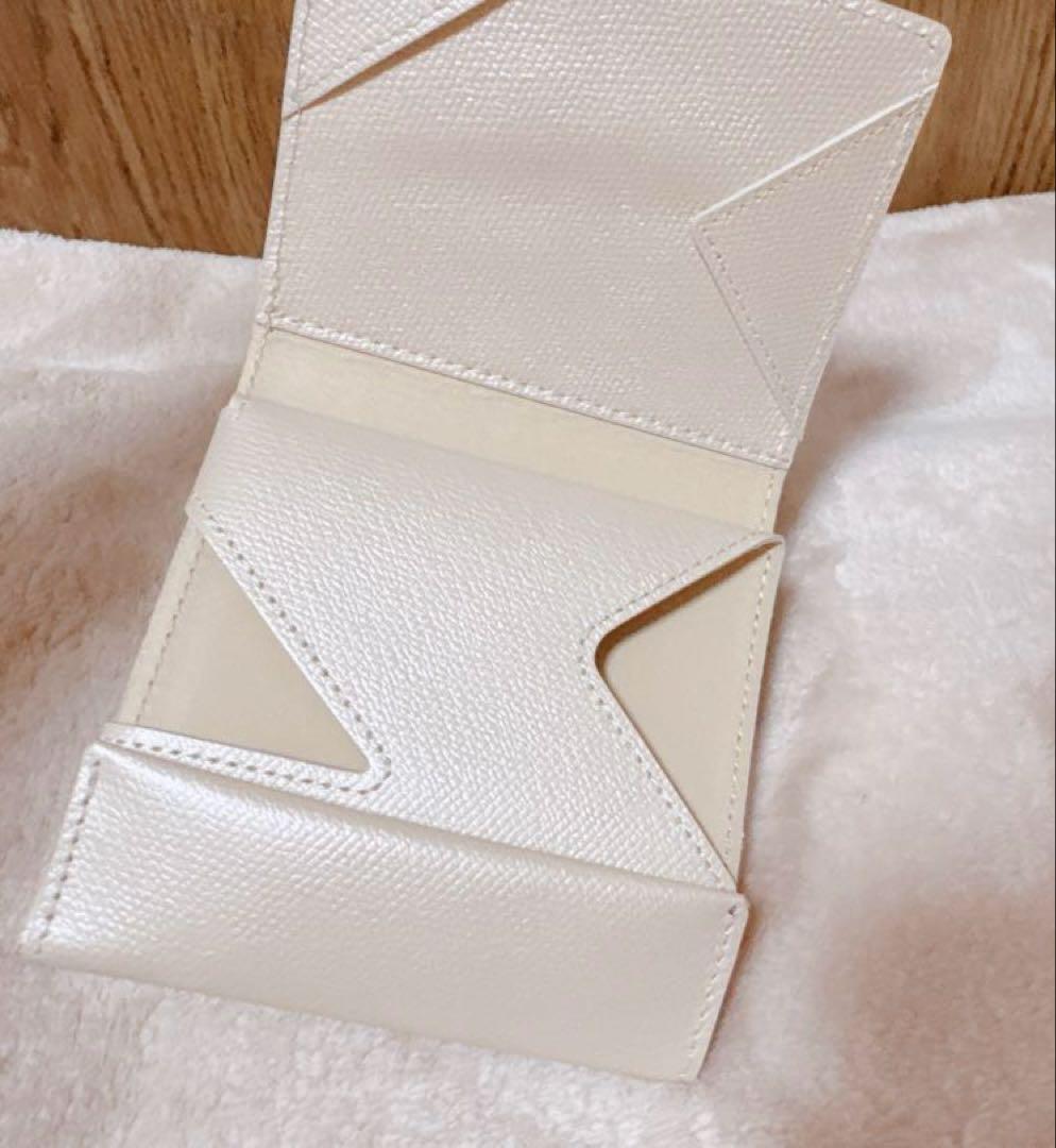 【極美品】パールアイボリー×超ミニマル財布♡Abrasus薄い財布レディース