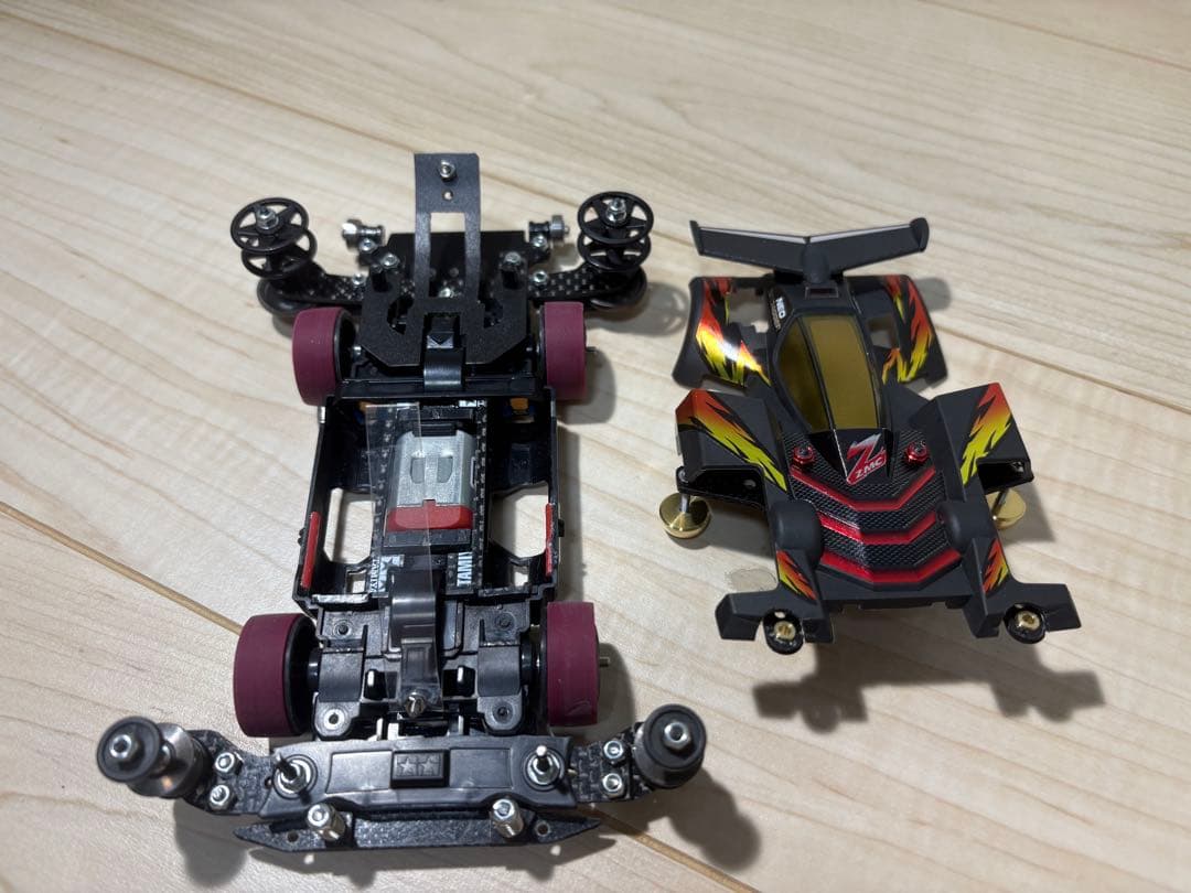 せ*ー様 ネオトライダガーzmc msフレキ カーボンスペシャル　ミニ四駆　完成