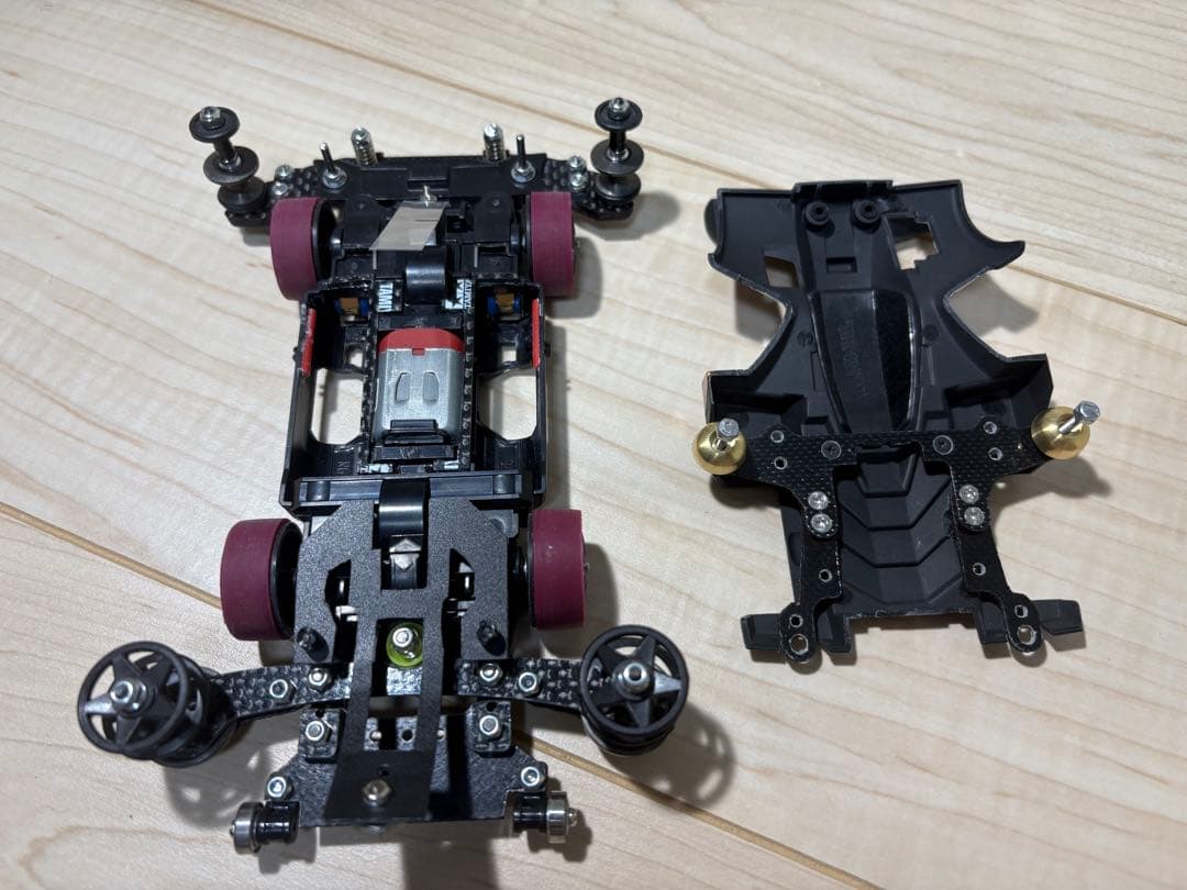 せ*ー様 ネオトライダガーzmc msフレキ カーボンスペシャル　ミニ四駆　完成