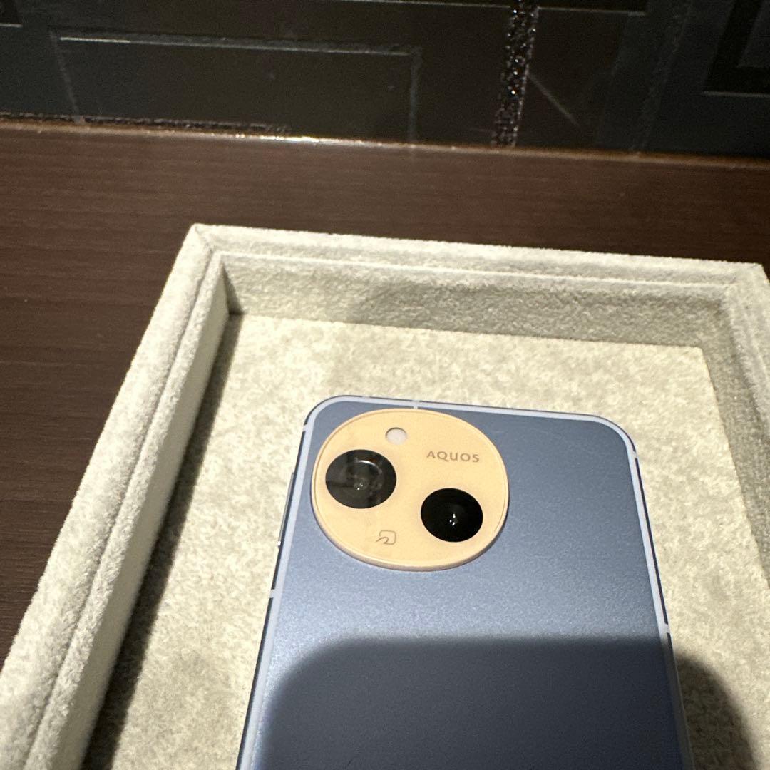 【美品】AQUOS sense9 128GB ブルー