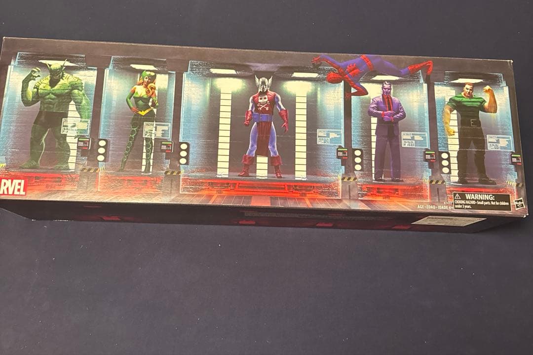 マーベルレジェンド　原宿コミコン限定　 スパイダーマン＆ラフト刑務所　３体のみ