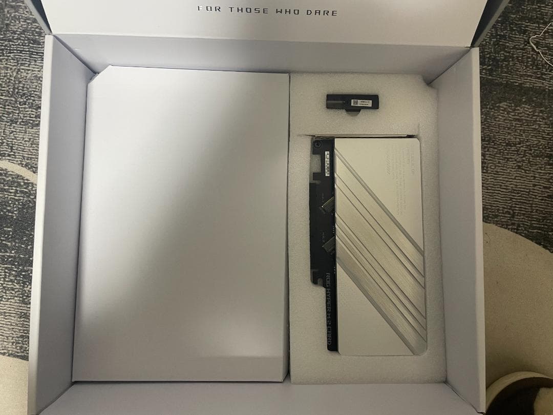 ROG MAXIMUS Z690 FORMULA ゲーミングマザーボード