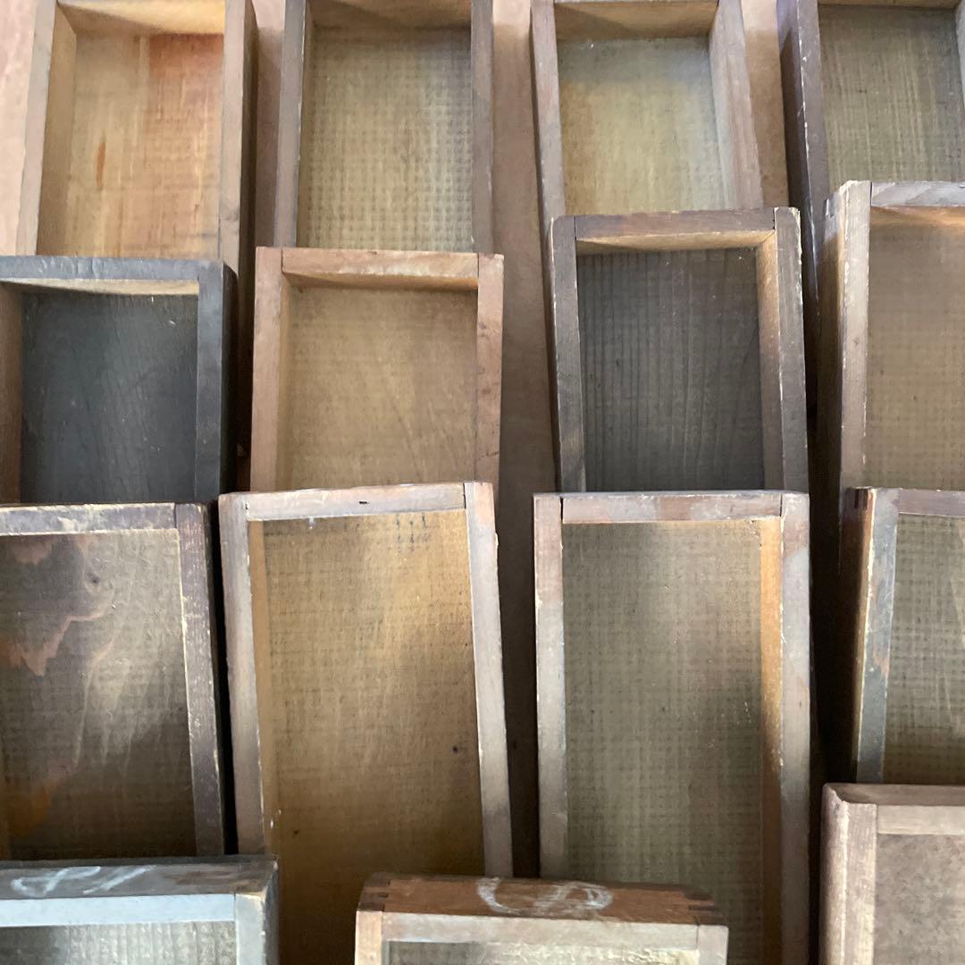 B40-5/活版印刷所で使われていた小箱（文選箱）3種40枚【古道具】