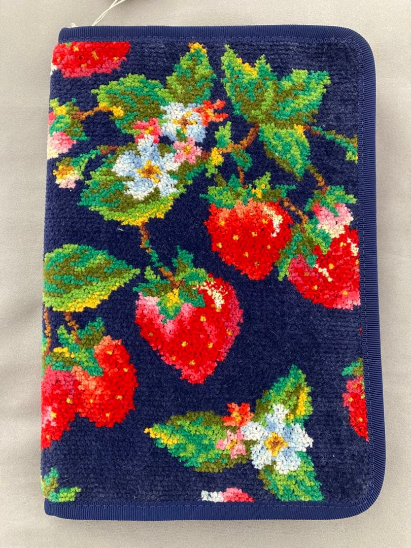 フェイラー ストロベリーフィールド マルチケース 母子手帳ケース