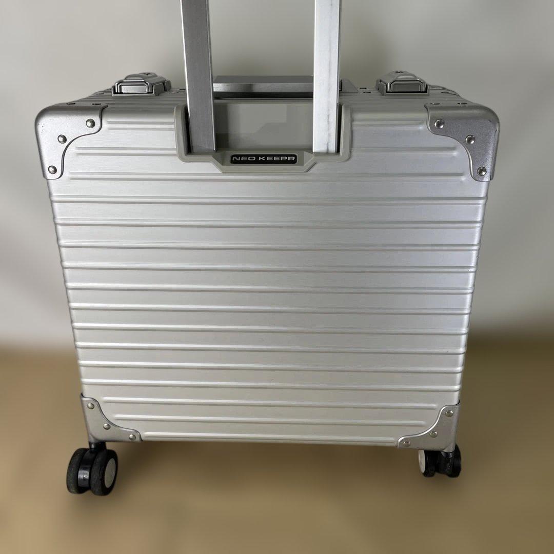 NEOKEEPER ネオキーパー アルミビジネス　スーツケース キャリーケース