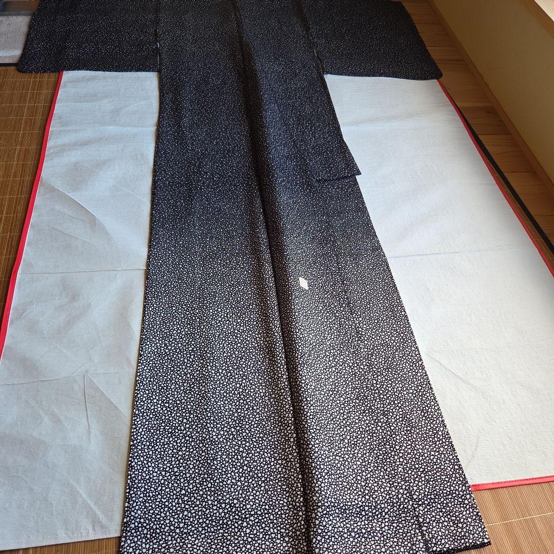 作家物　モノトーンを楽しむ　雪景色のような付下げ