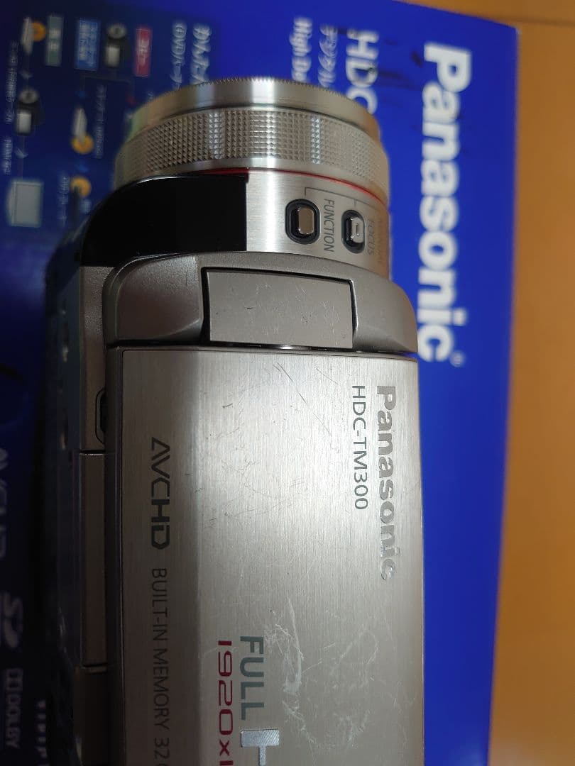 HDC-TM300　デジタルハイビジョンビデオカメラ　Panasonic