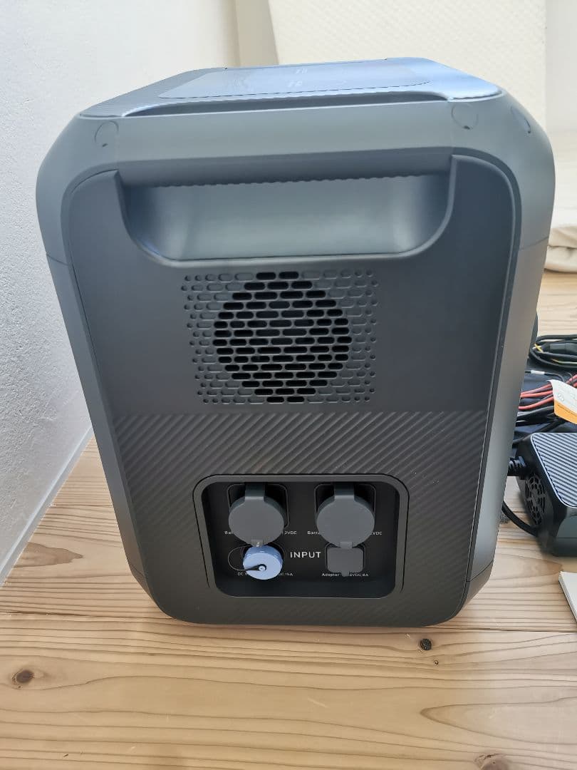 【美品】BLUETTI AC200MAX 大容量ポータブル電源