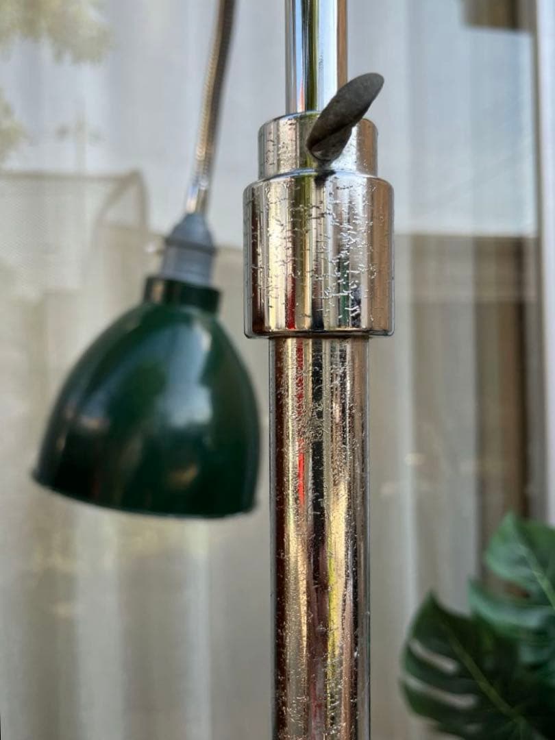 アンティーク　フロアランプ　インダストリアル　ヴィンテージ　シャビー　プロカント