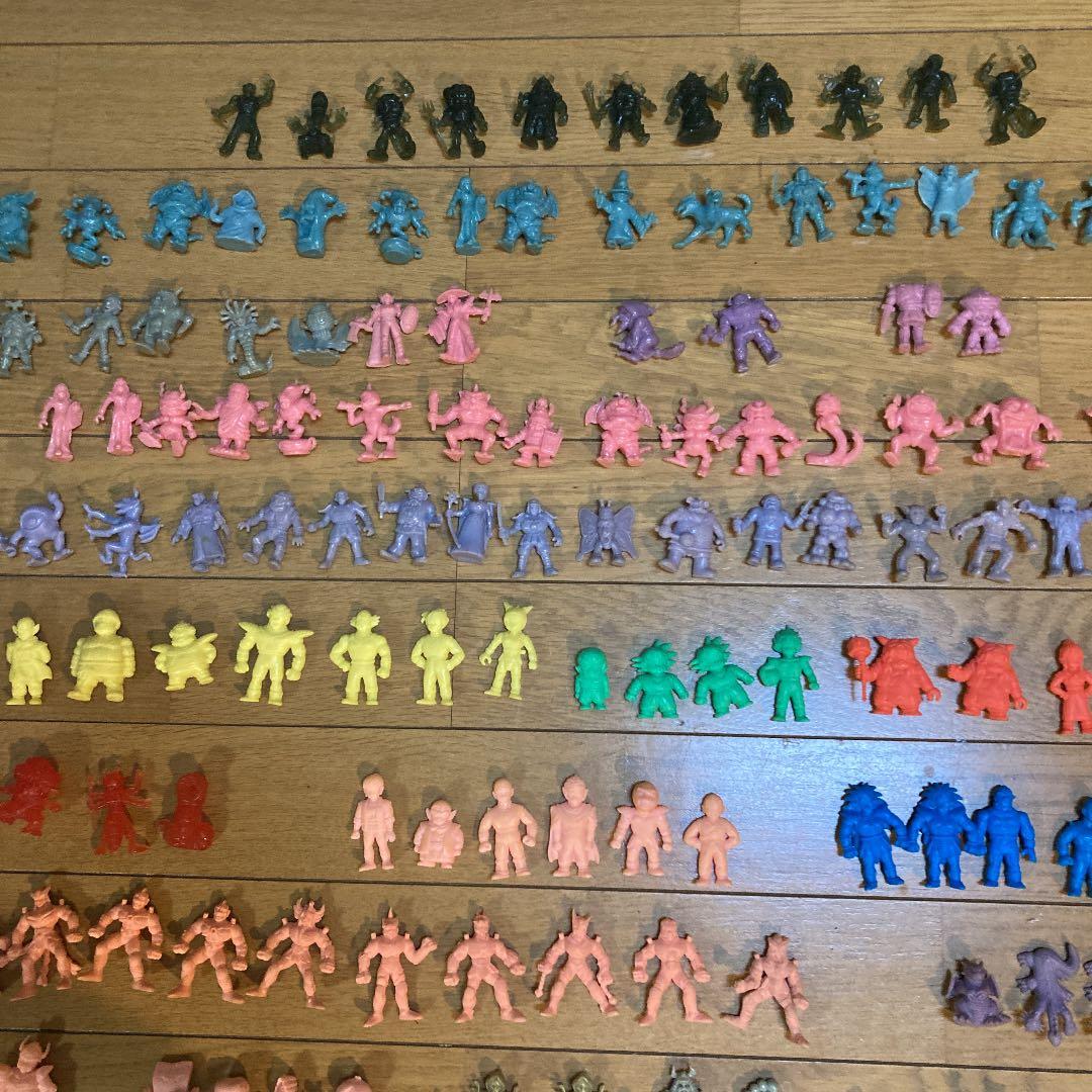 キン消し、キン消し風フィギュア