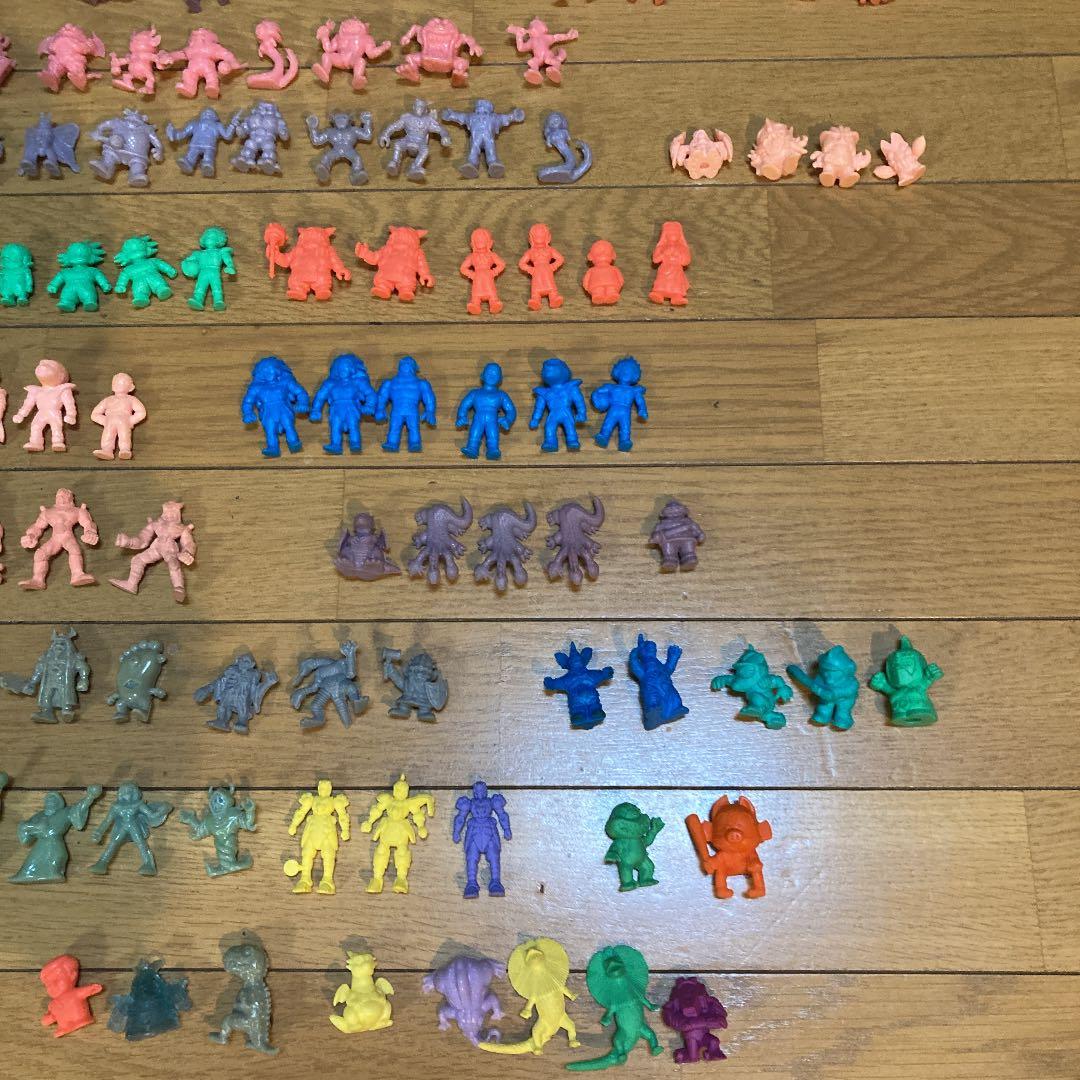 キン消し、キン消し風フィギュア