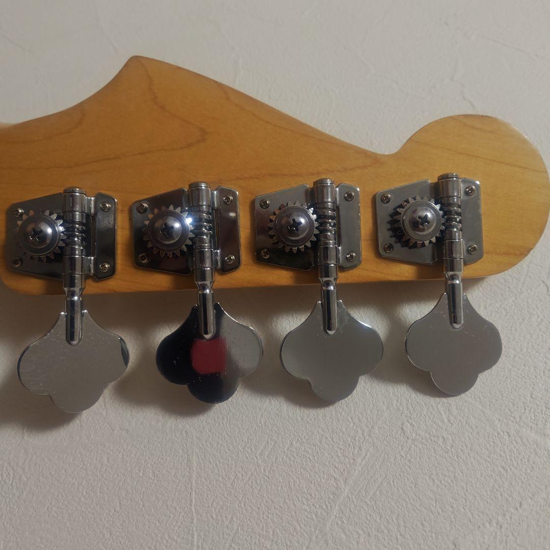 エレキベース サンバースト 4弦