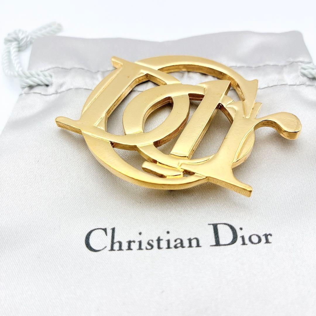 2950-2 極美品✨Dior　ブローチ　CD　ロゴ　希少　刻印