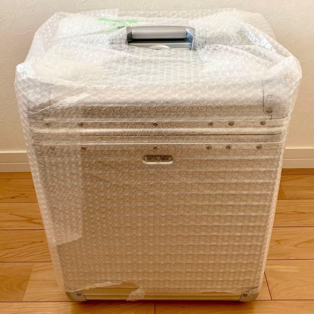 奇跡の【未使用品】 IBM × RIMOWA トパーズ965.19
