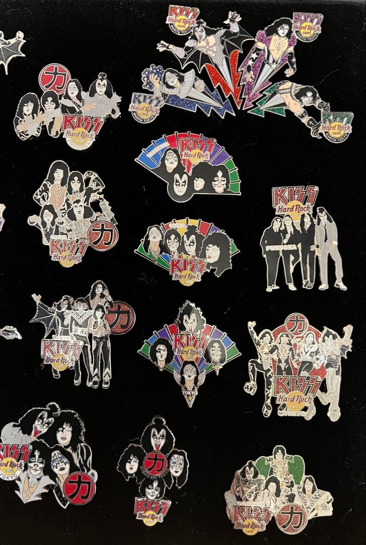 KISS 【HARD ROCK CAFE】 ピンバッジ 31個セット