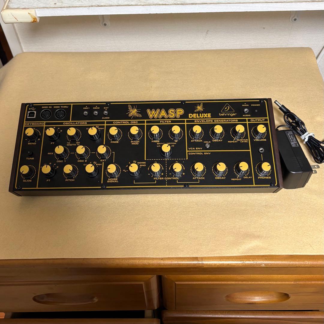 Behringer WASP DELUXE アナログシンセサイザー ユーロラック