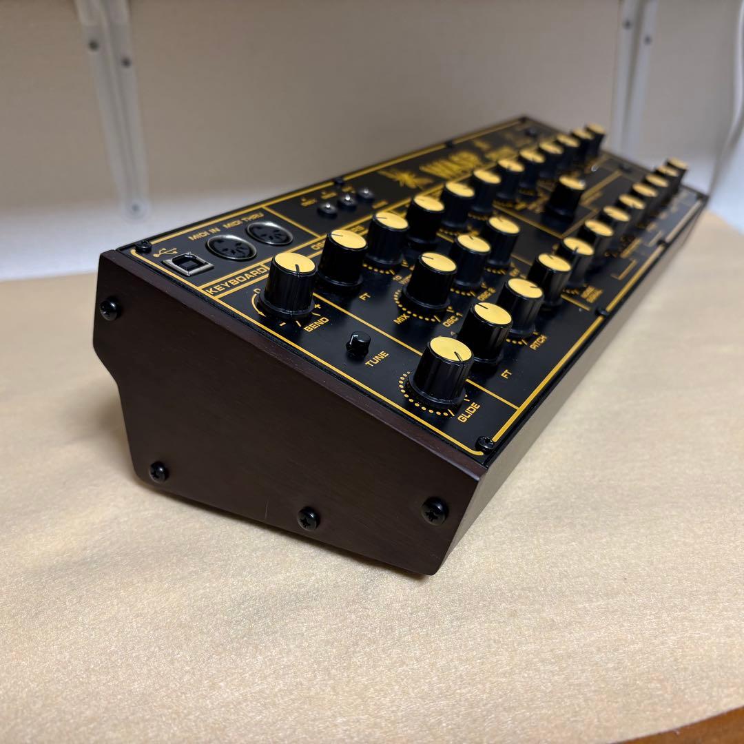 Behringer WASP DELUXE アナログシンセサイザー ユーロラック