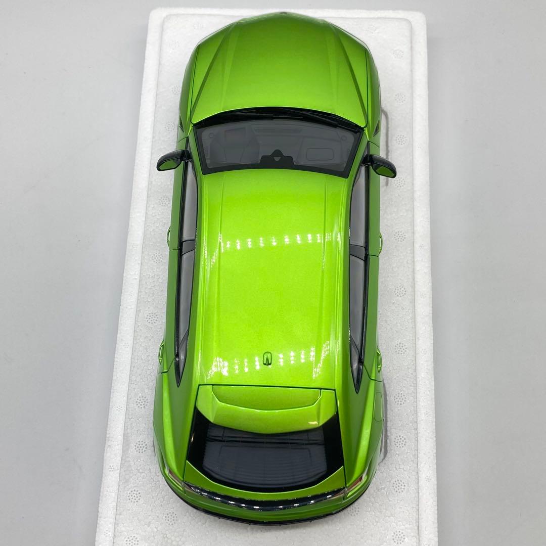 【美品】AUTOart Lamborghini Urus 1/18