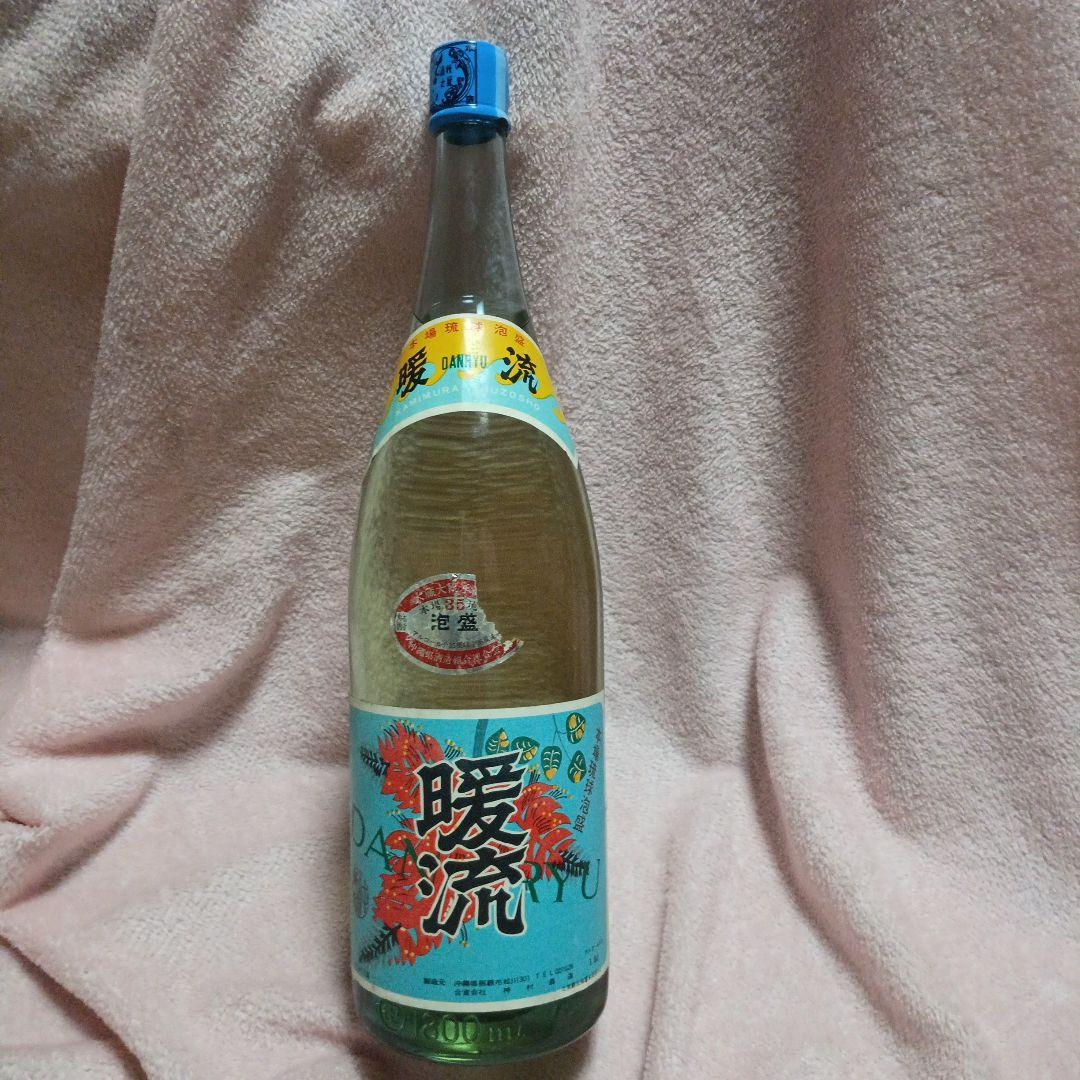 泡盛　暖流　神村酒造　35度　1.8L 50年位前製造　オーク樽貯蔵酒