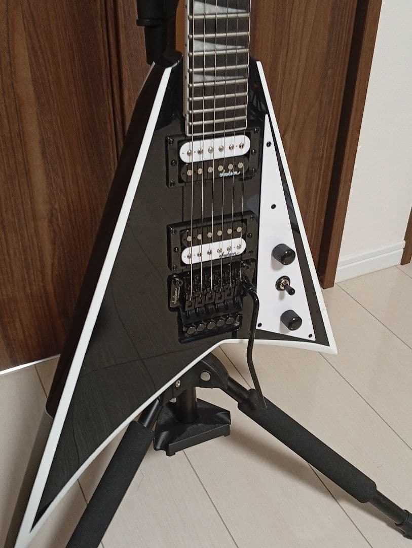 【本日終了】Jackson ランディV