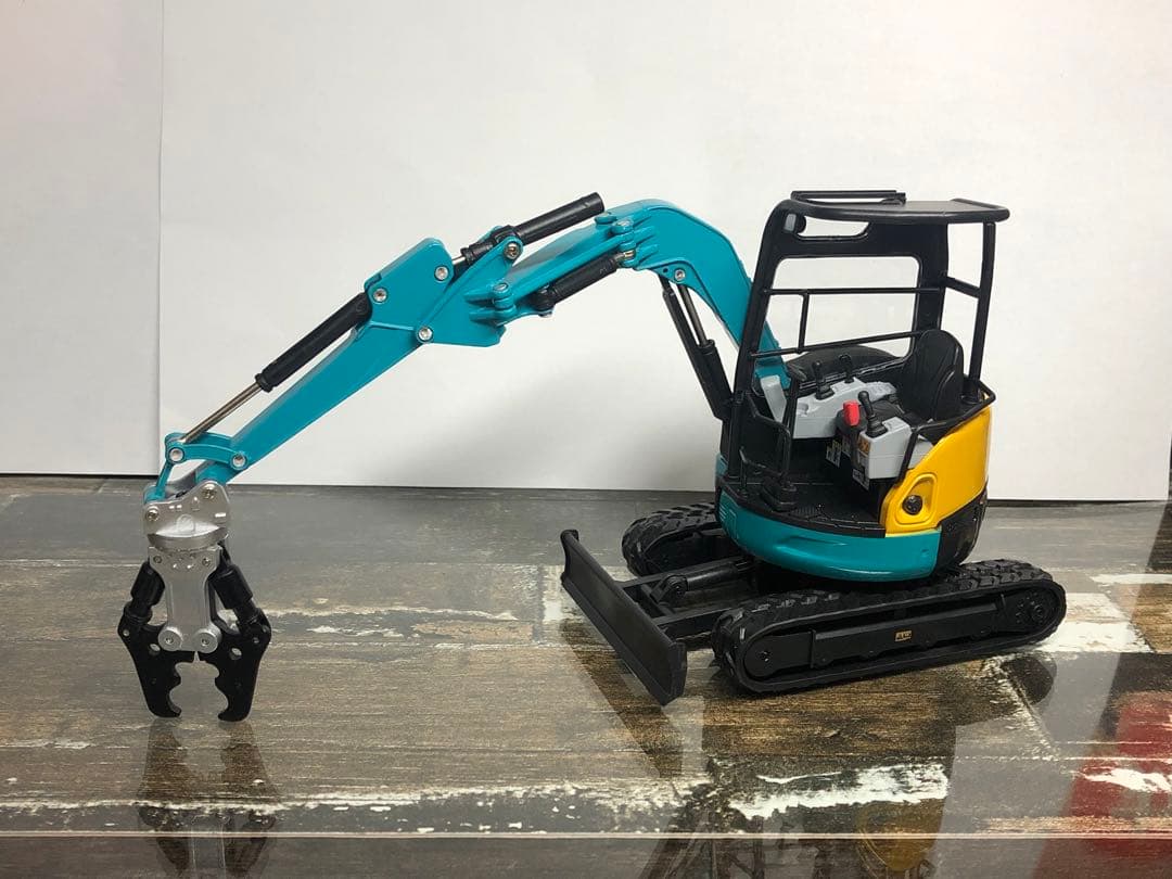 ミニショベル　ユンボ　カスタム　クボタ　解体