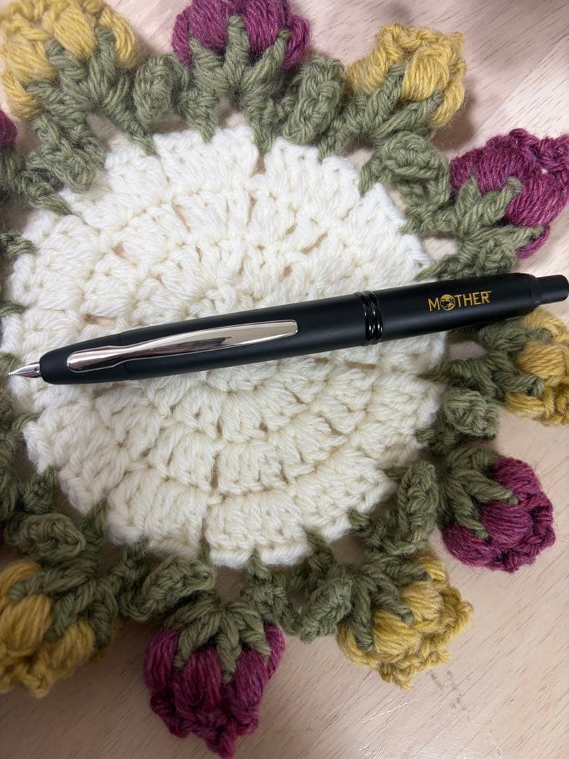 ほぼ日のキャップレス万年筆 F（細字） MOTHER パイロット