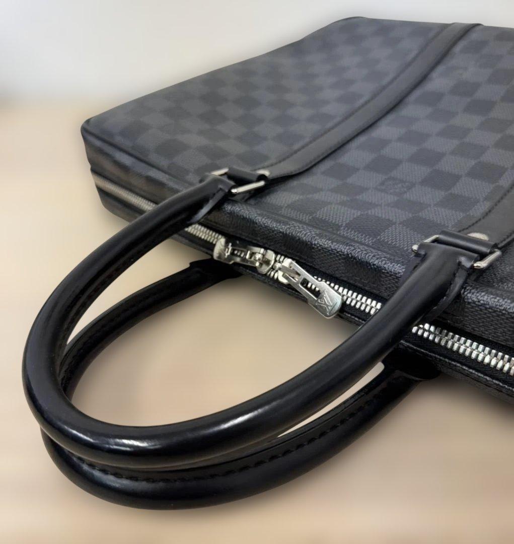 【訳アリ】LV ポルト ドキュマン・ヴォワヤージュ ダミエグラフィット