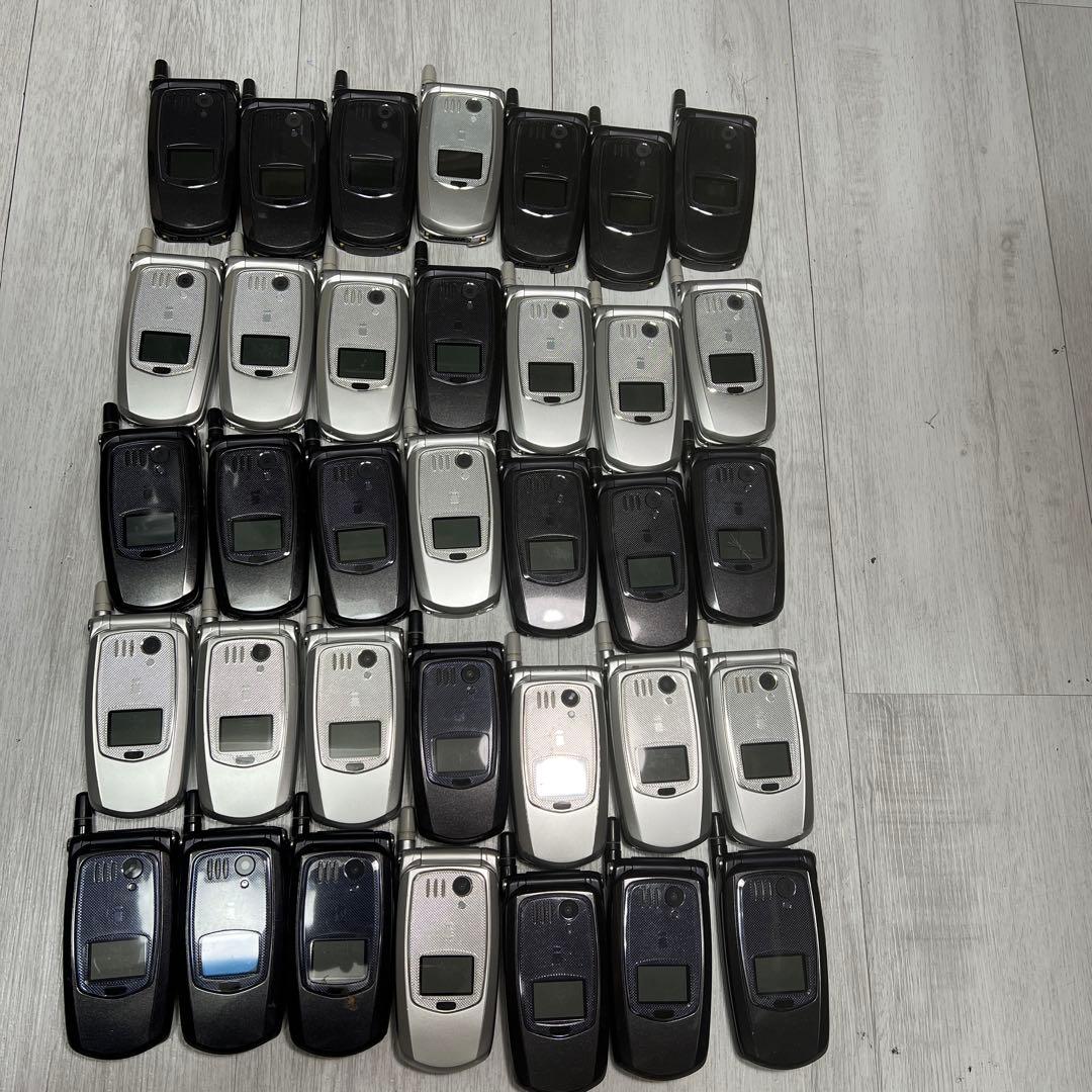ガラケー　35台まとめ売り　ジャンク