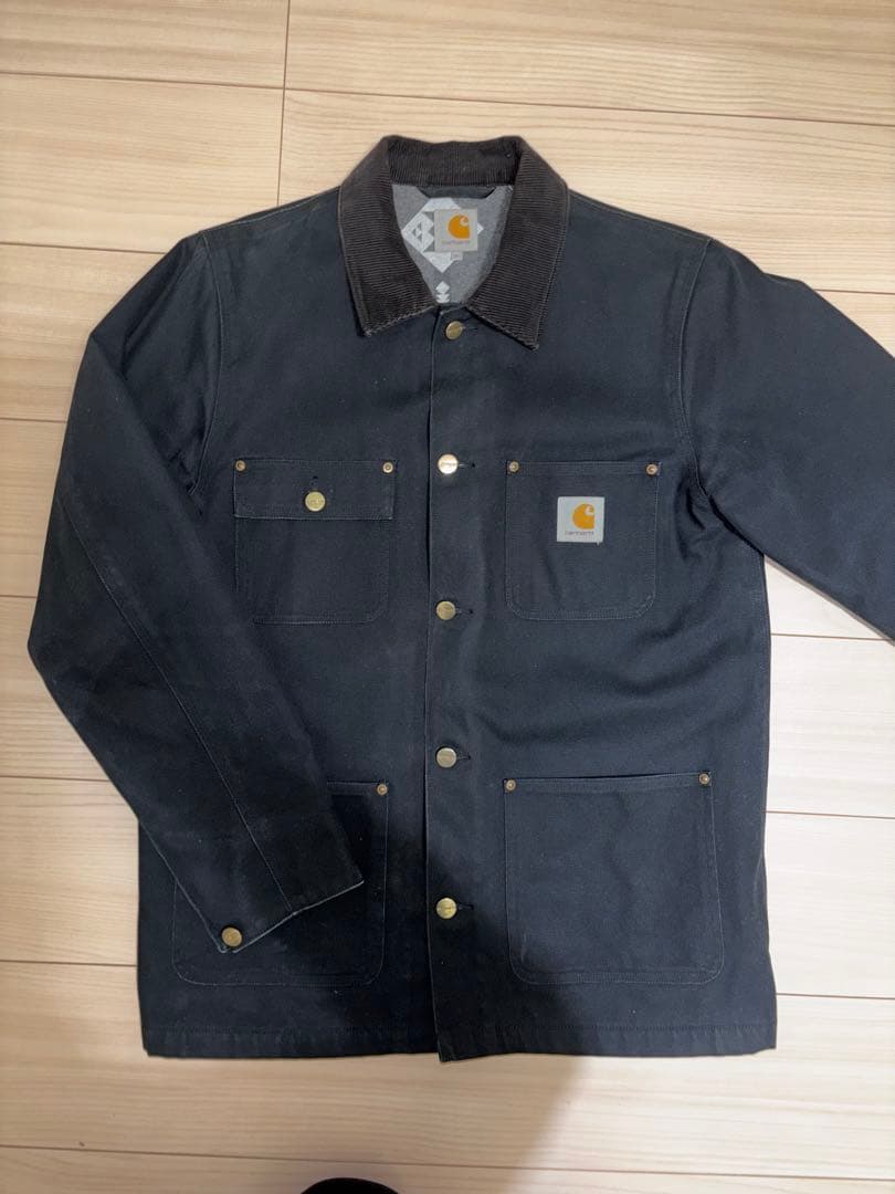 Carhartt 黒 ボタン付きジャケット