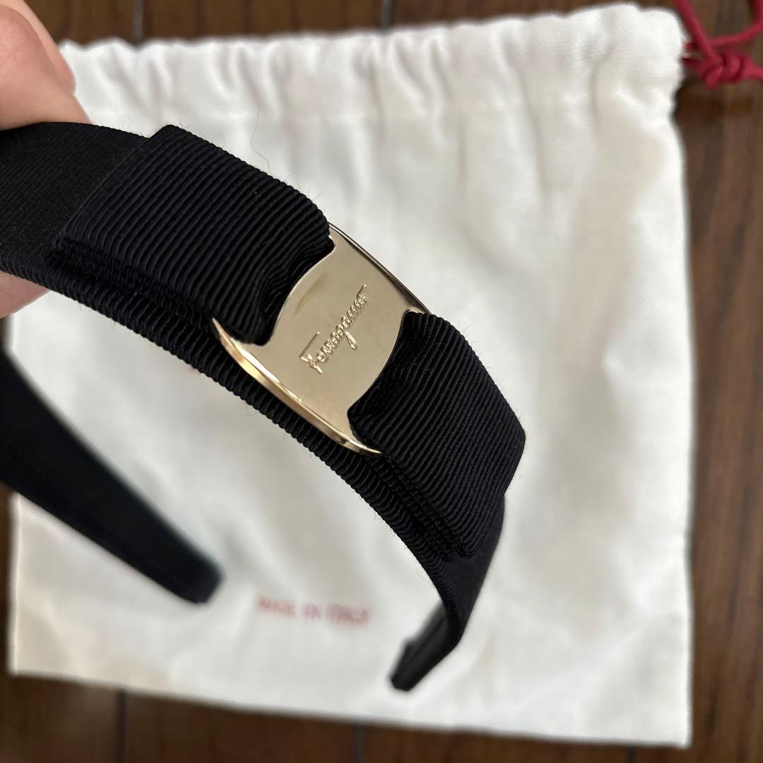 Salvatore Ferragamo ブラックヘアバンド