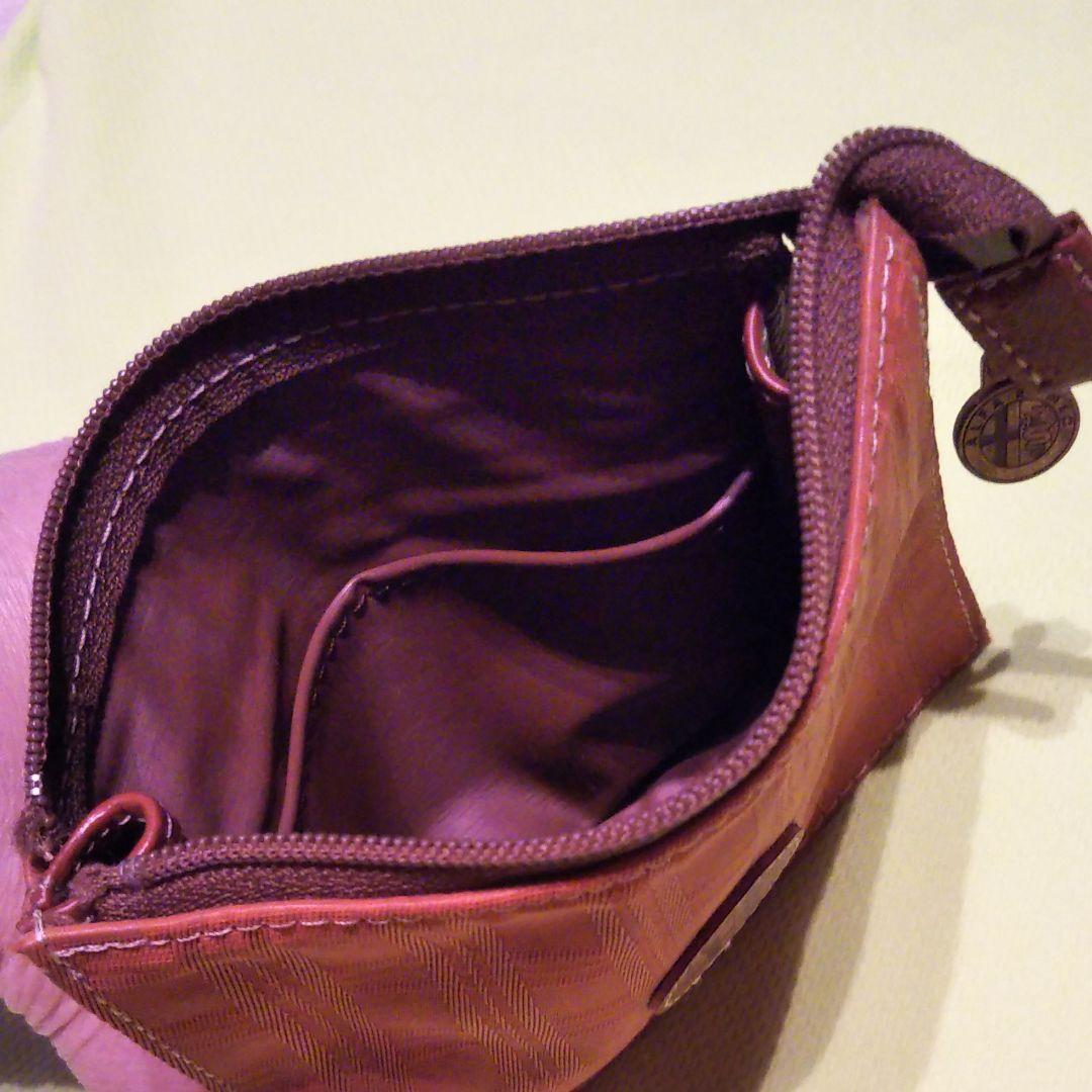 アルファロメオ　ポーチ